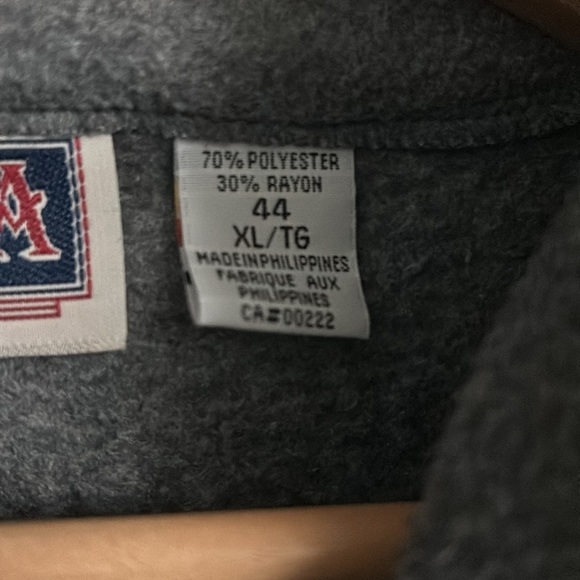 Vintage Nevada quarter zip - Picture 4 of 8